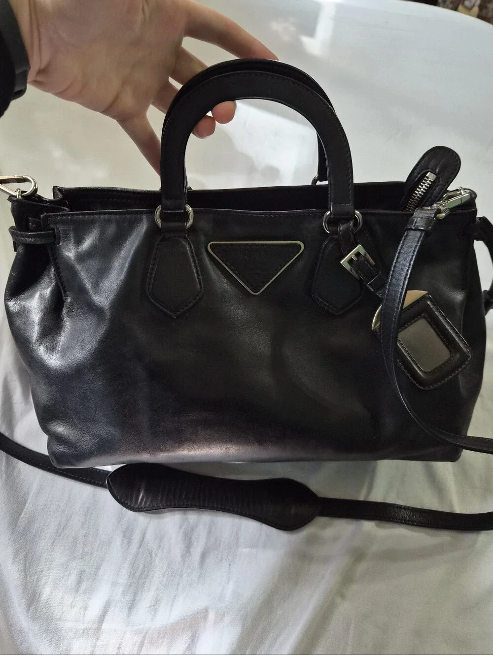 Prada - Picture 1 of 16